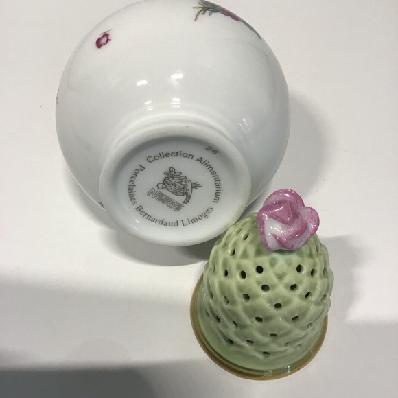 Vintage Bernardeu Limoges Sugar Shaker - Picture 7 of 11